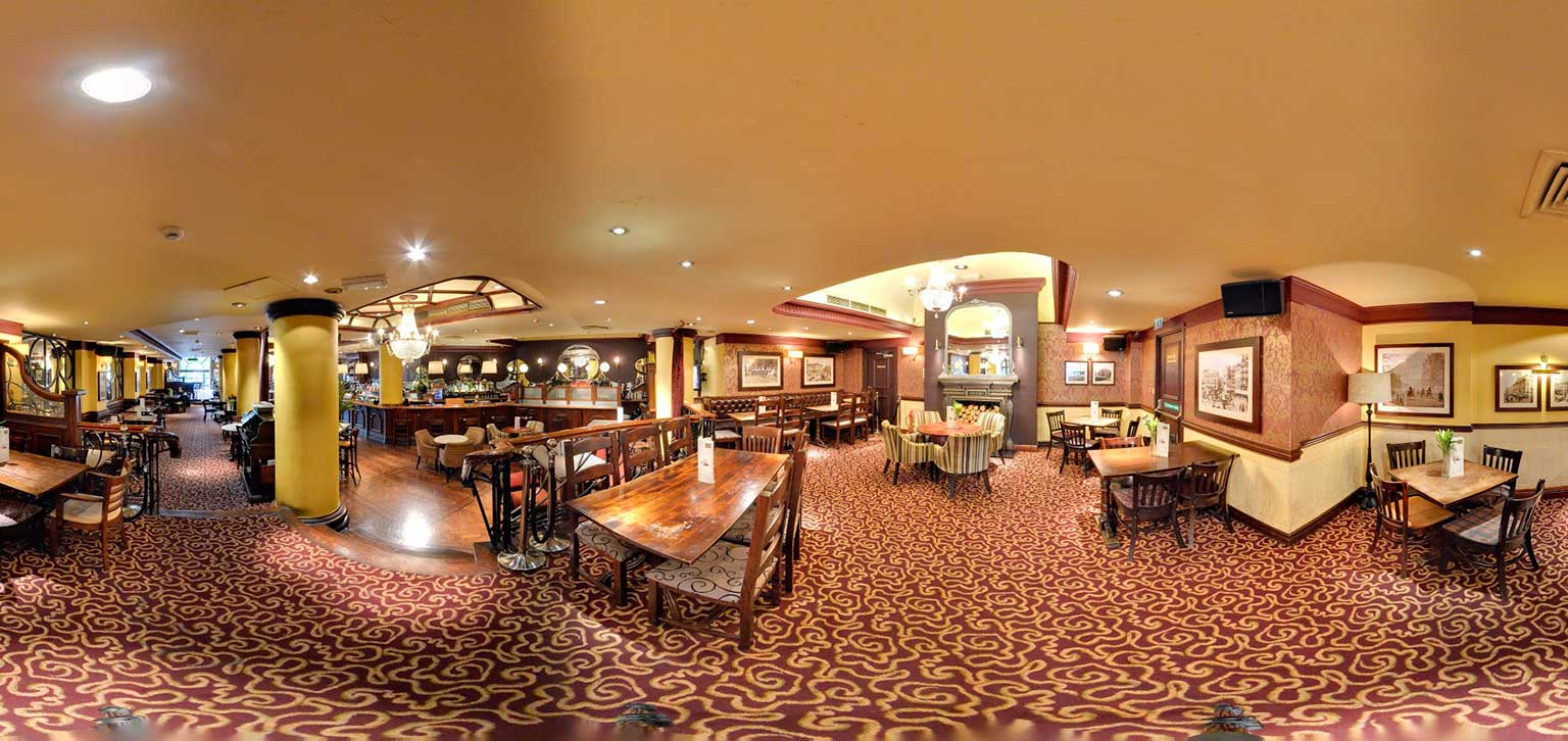 Henry's Cafe Bar