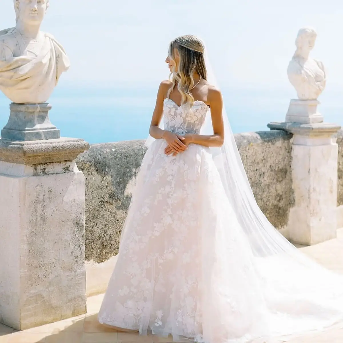 Monique Lhuillier photo 3