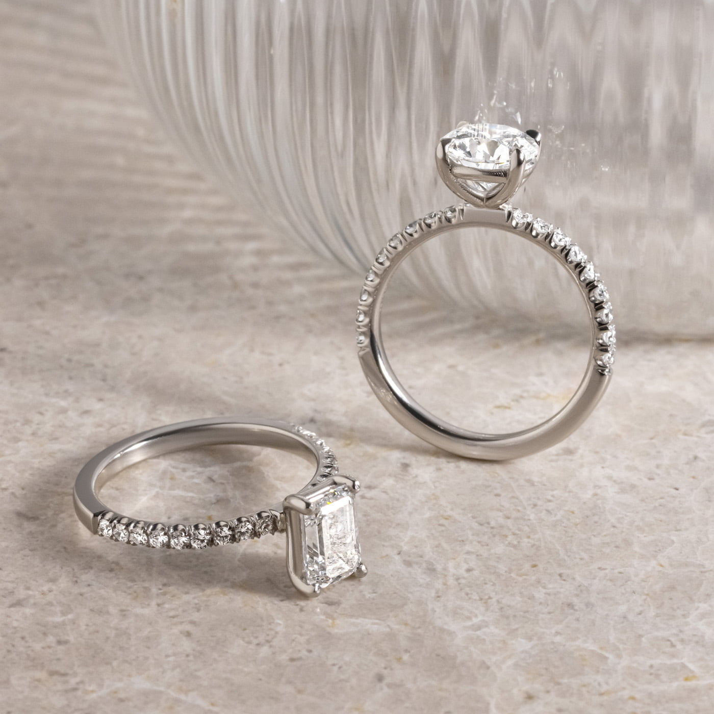 Engagement ring in white gold