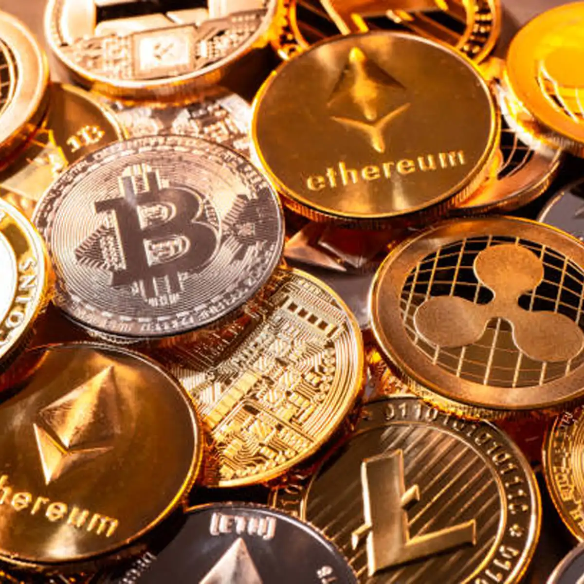 blue-chip cryptocurrencies investment, altcoin portfolio strategy, crypto wealth management